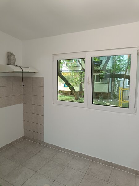 Berceni, Piata Resita